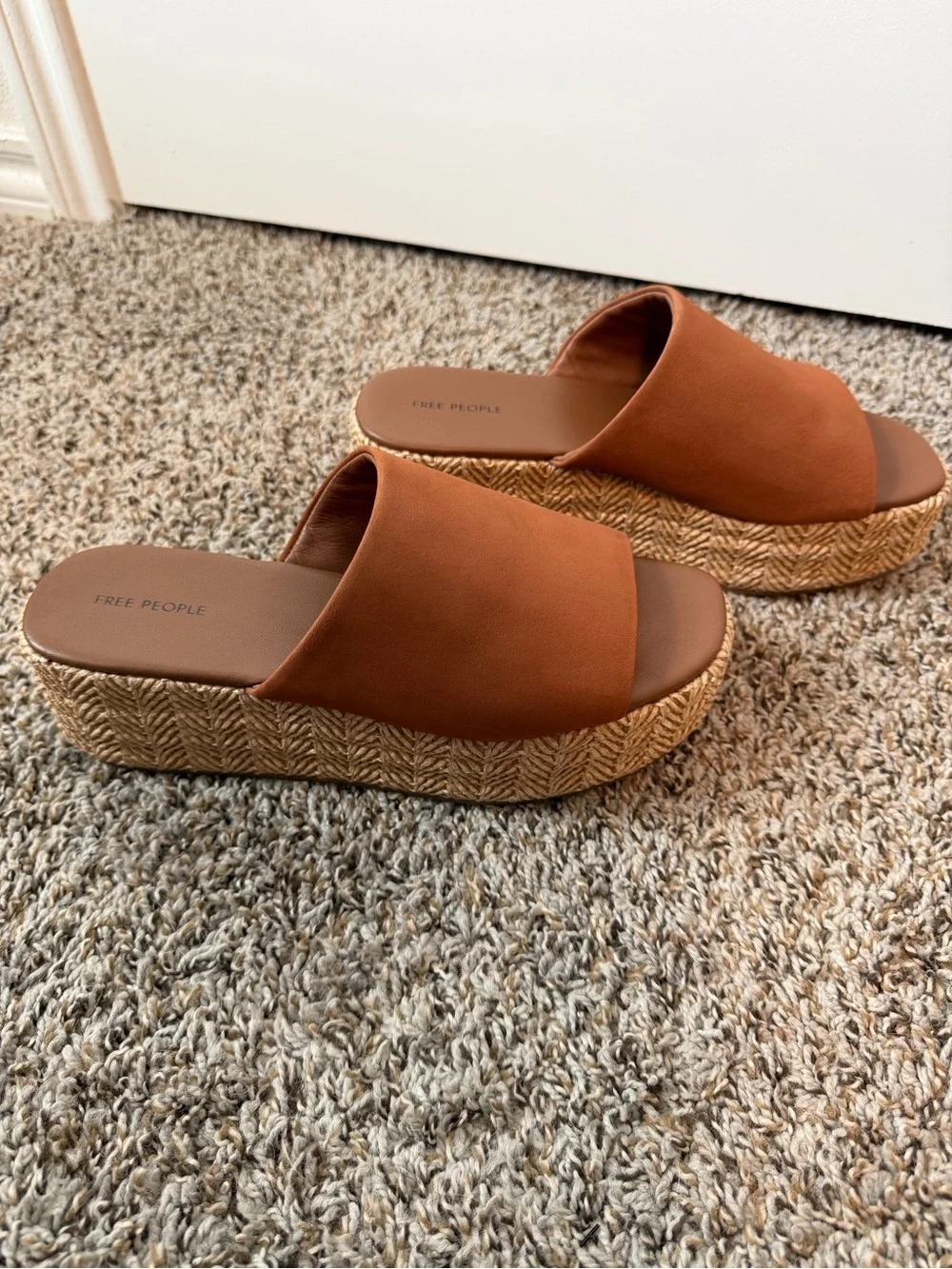 ⚡️Free People Harbor Raffia Brown Platform Slide Sandals